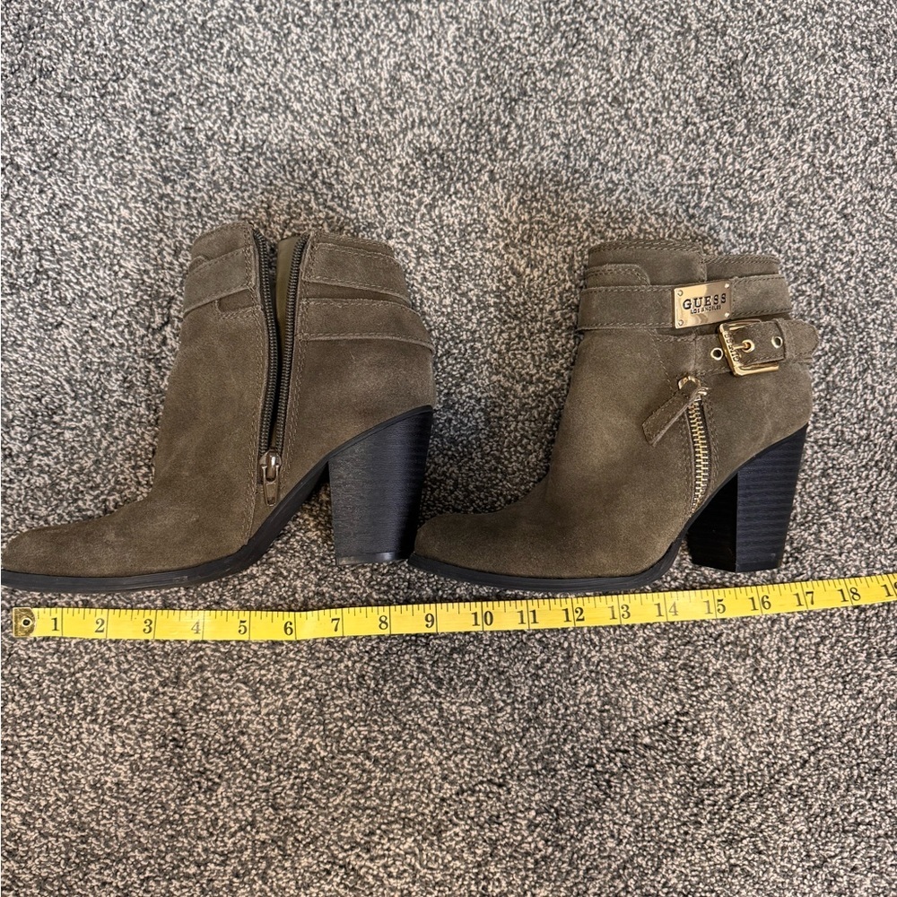 GUESS Women's Army Olive Green Ankle Boots Size 5.5 with Gold Accent Zippers - Picture 15 of 16